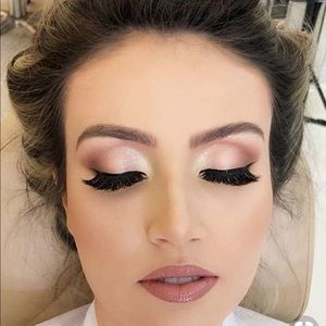 Meet your Posher, Cynthia